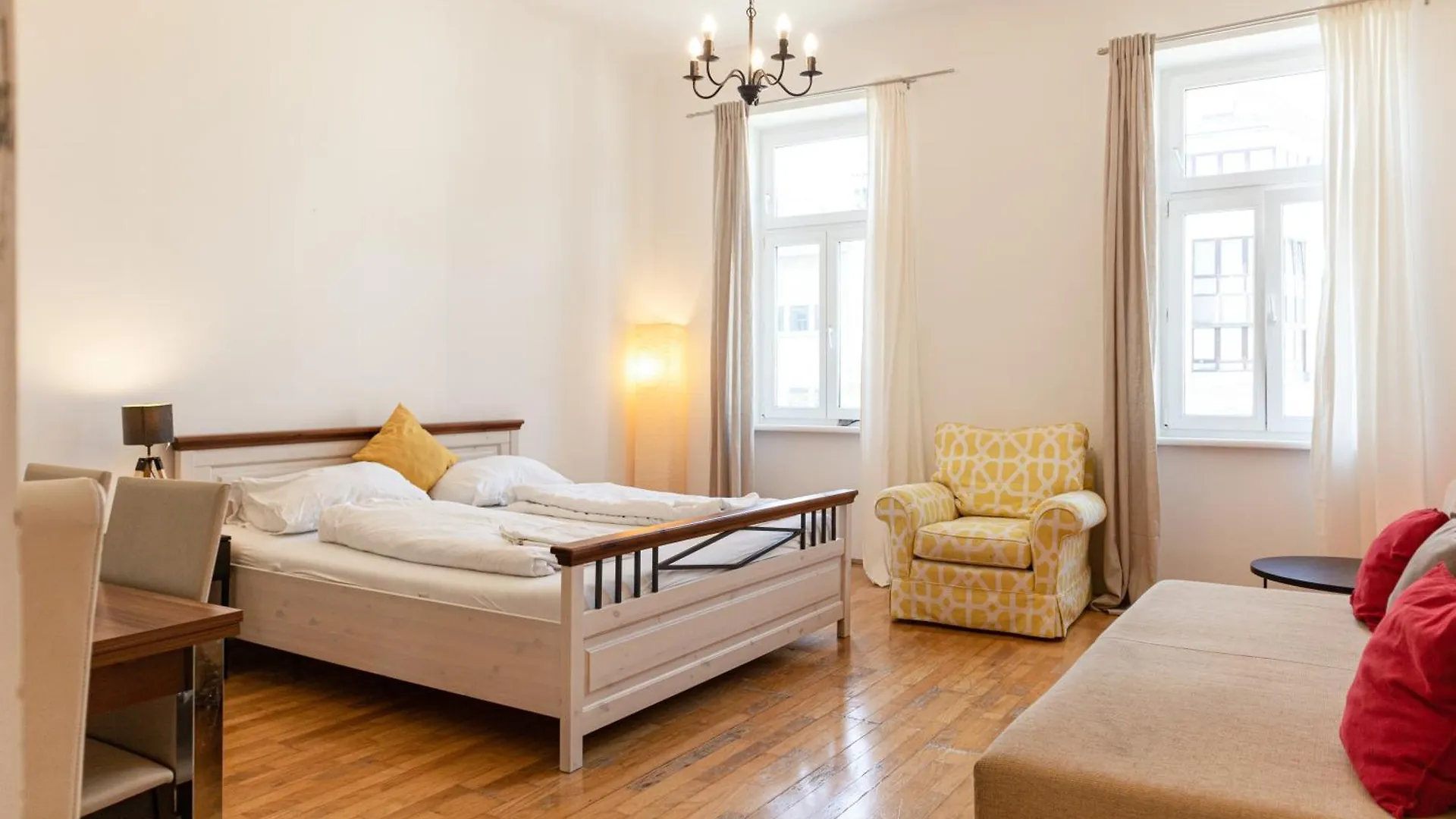 Cheerful 2Br Apartment - Suitable For Longstays Wenen